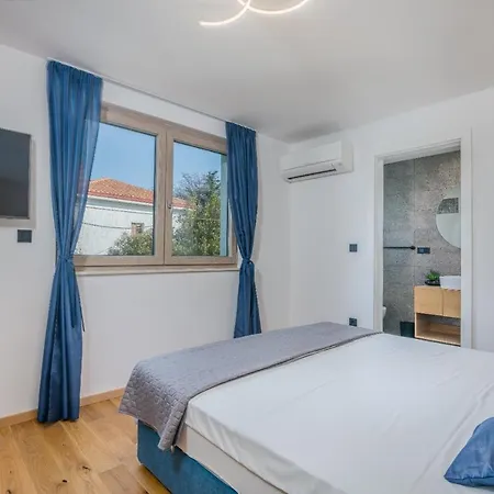 Ema Apartament *