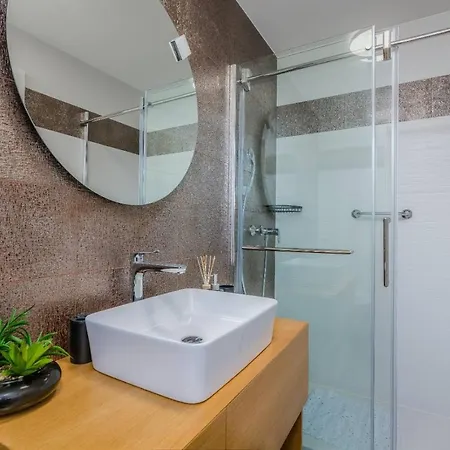 Apartament Ema *